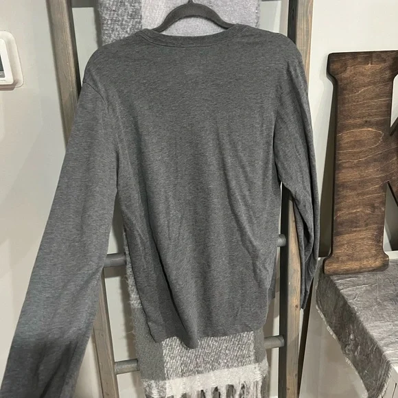 MENS NIKE LONG SLEEVE TEE - Picture 8 of 8